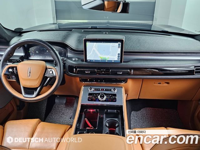 Lincoln Aviator — interior