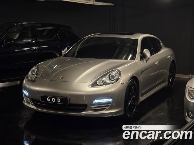 Porsche Panamera — exterior