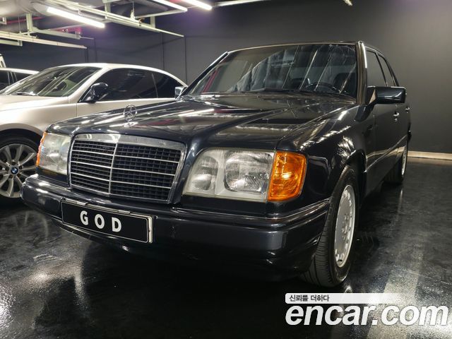 Mercedes-Benz E-Class — exterior