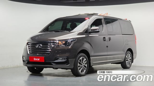 Hyundai Starex
