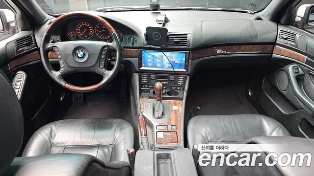 BMW 5 Series — interior