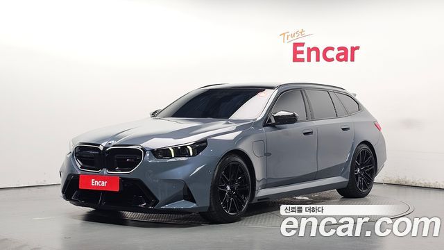 BMW M5 — exterior