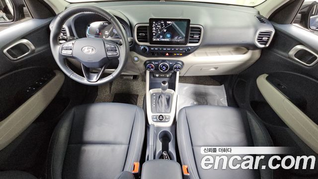 Hyundai Venue — interior