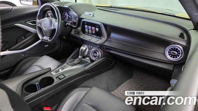 Chevrolet Korea Camaro — interior