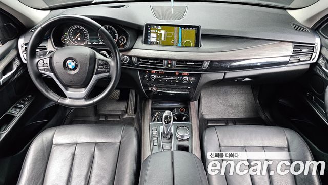BMW X5 — interior