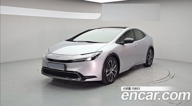 Toyota Prius — exterior