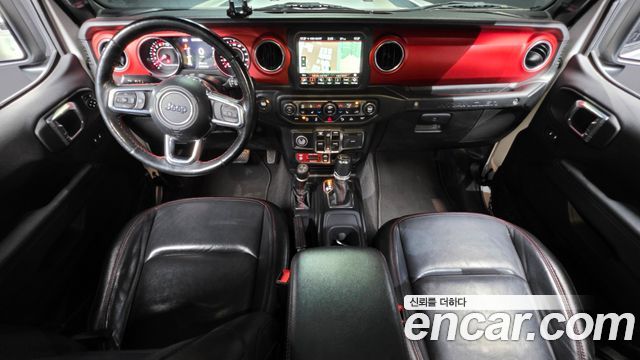 Jeep Wrangler — interior