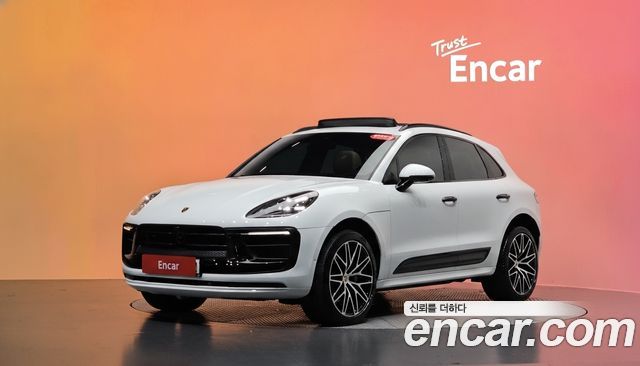 Porsche Macan — exterior