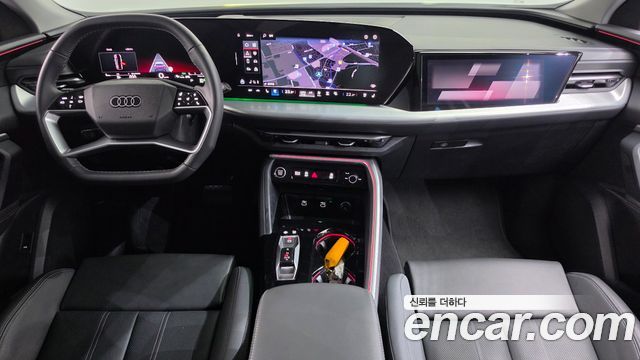 Audi Q5 — interior