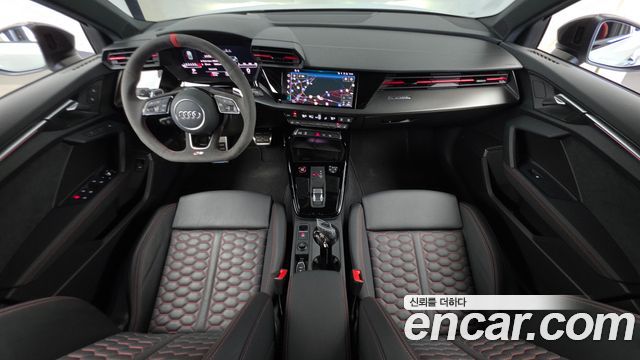 Audi RS3 — interior