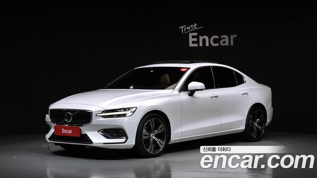Volvo S60 — exterior