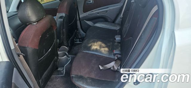 Kia Pride — interior