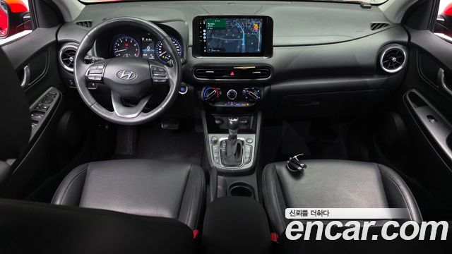 Hyundai Kona — interior