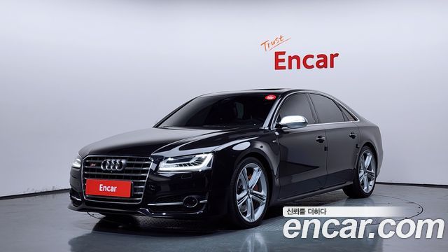 Audi S8 — exterior