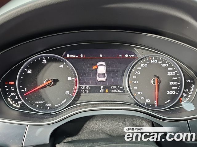 Audi A7 — interior