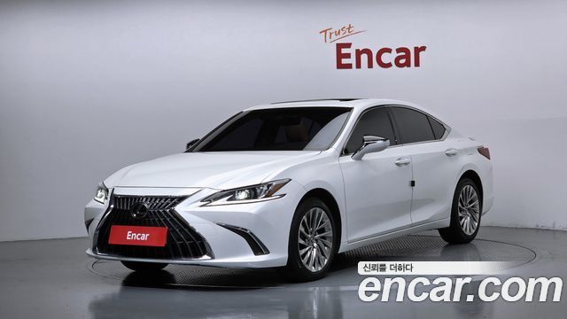 Lexus ES — exterior