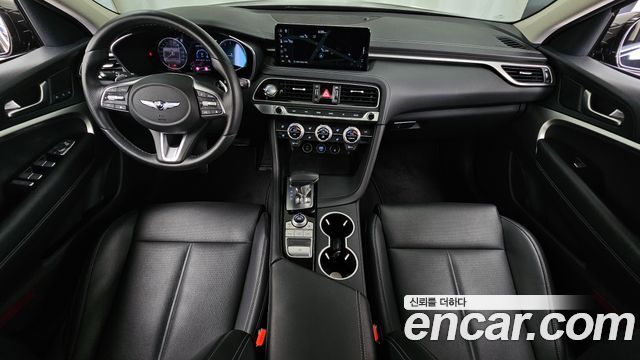 Genesis G70 — interior