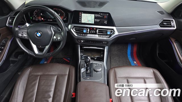 BMW 3 Series — interior
