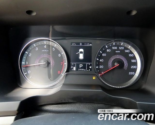 KG Mobility Korando — interior