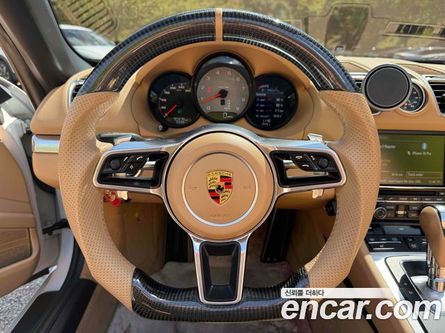 Porsche Boxster — interior