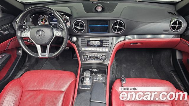 Mercedes-Benz SL-Class — interior