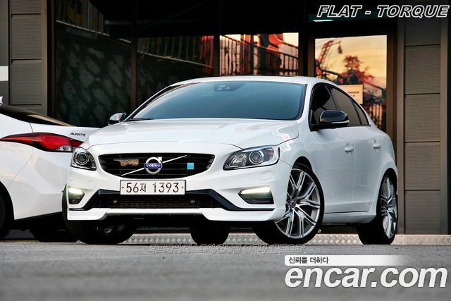 Volvo S60 — exterior