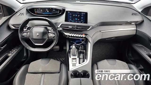 Peugeot 3008 — interior