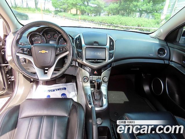 Chevrolet Korea Cruze — interior