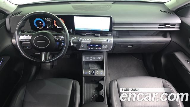 Hyundai Kona — interior