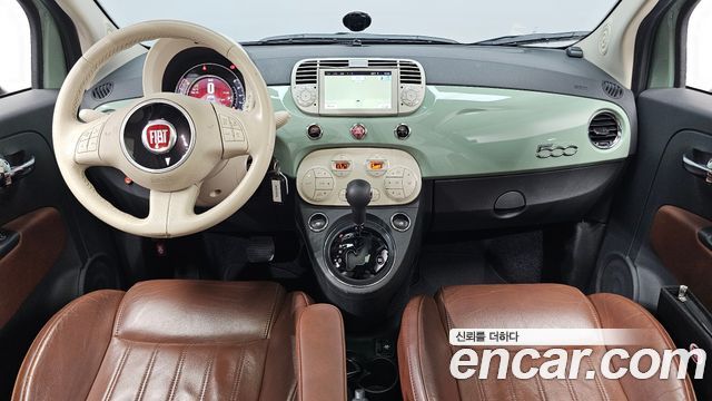 Fiat 500 — interior