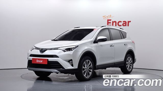 Toyota RAV4 — exterior