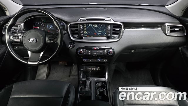 Kia Sorento — interior