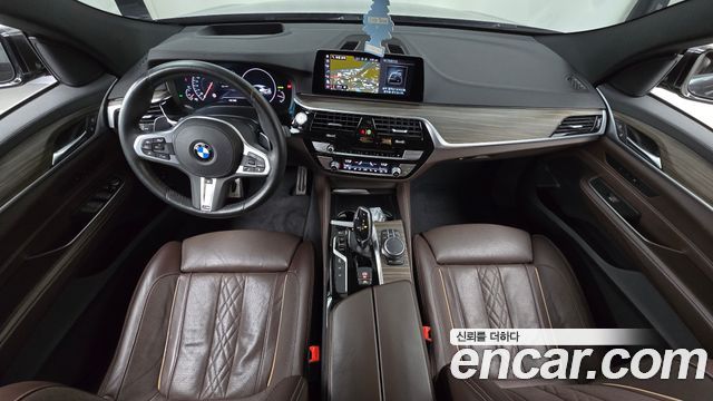 BMW Gran Turismo GT — interior