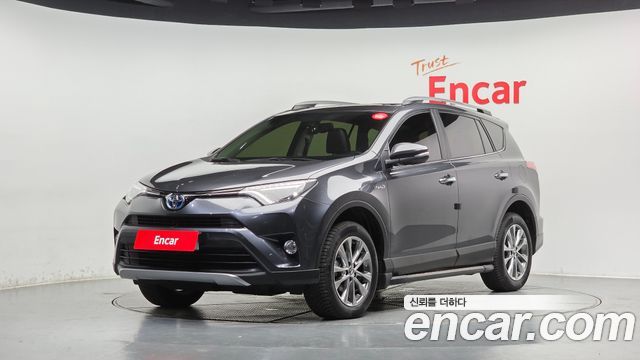 Toyota RAV4 — exterior