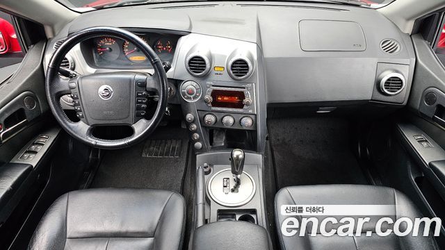KG Mobility Actyon — interior