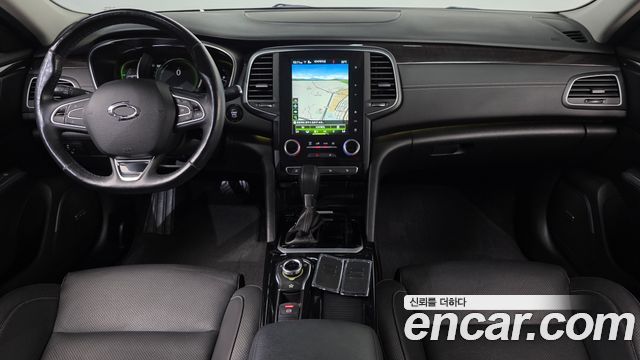 Renault Korea SM6 — interior