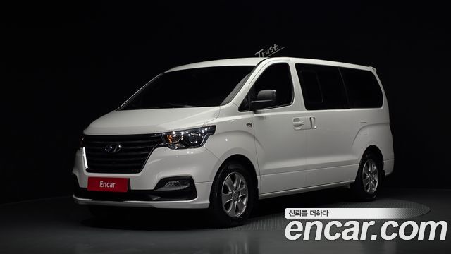 Hyundai Starex