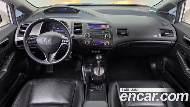 Honda Civic — interior