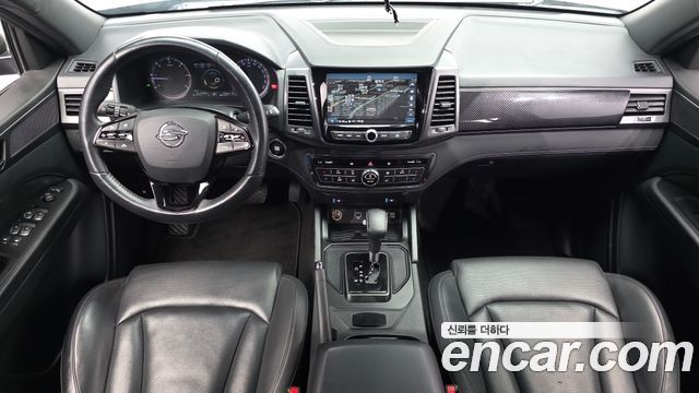 KG Mobility Rexton — interior