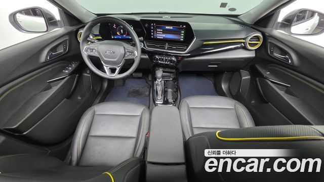 Chevrolet Korea Trax — interior