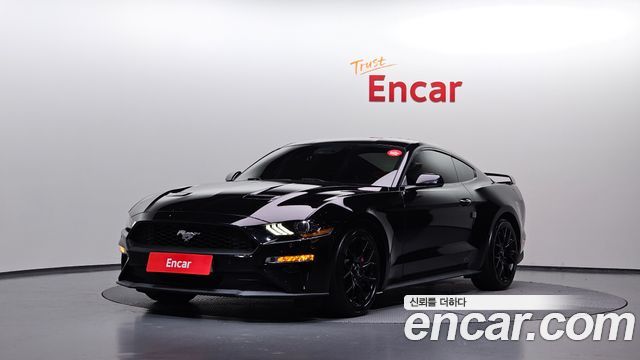 Ford Mustang — exterior