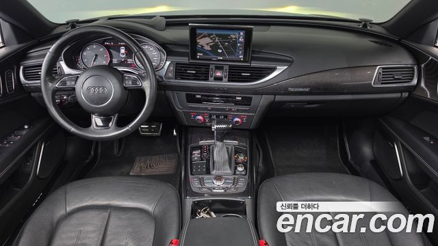 Audi S7 — interior
