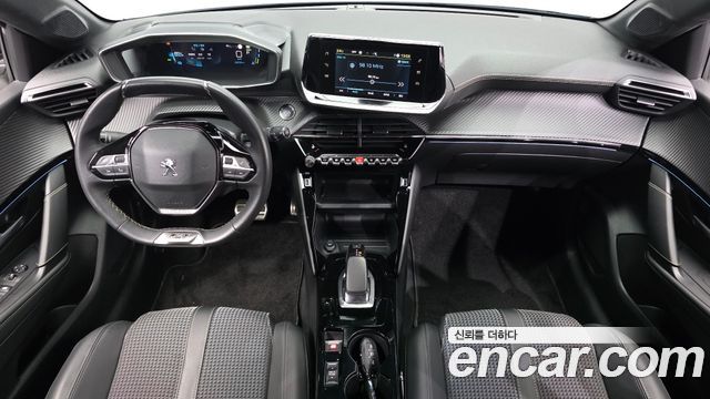 Peugeot 208 — interior