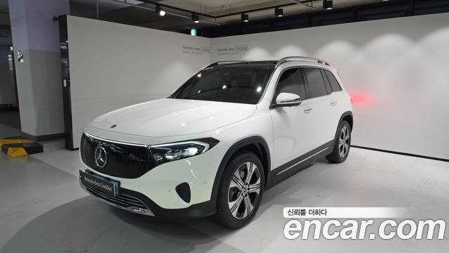 Mercedes-Benz EQB — exterior