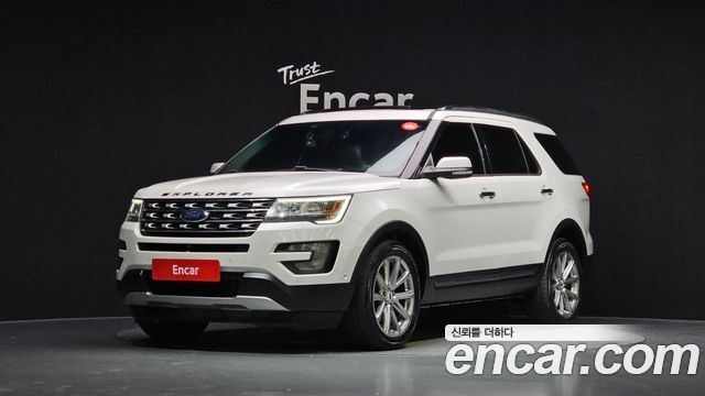 Ford Explorer — exterior