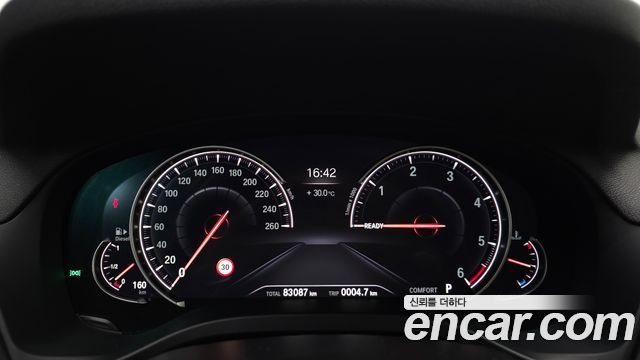 BMW X3 — interior