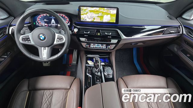 BMW Gran Turismo GT — interior