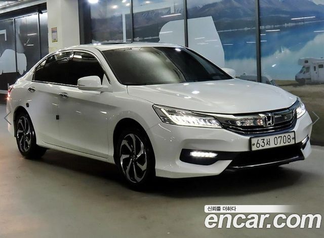 Honda Accord — exterior