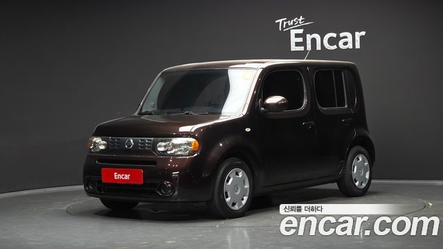 Nissan Cube — exterior
