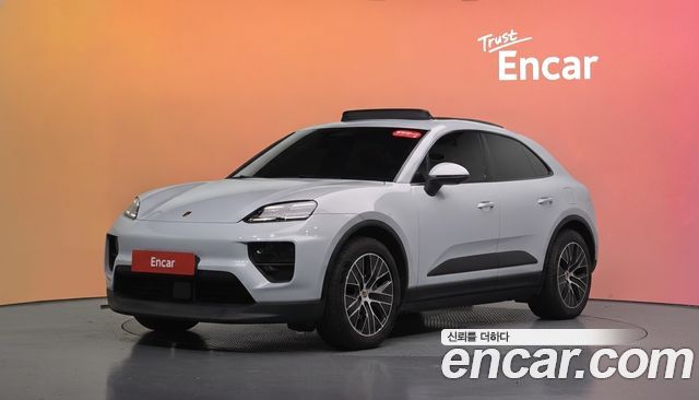 Porsche Macan — exterior